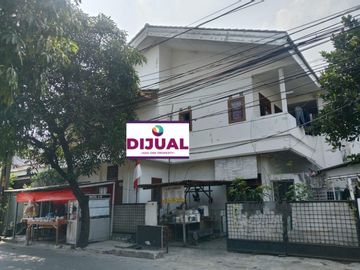 Dijual rumah kosan aktif di jalan utama, pondok Pekayon indah.