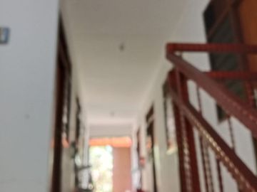 Dijual rumah kosan aktif di jalan utama, pondok Pekayon indah.