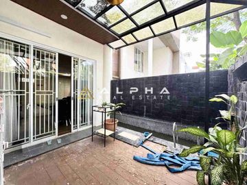 Dijual Cepat Rumah 3,5 Lantai di Citra Land Megah, Batam Center