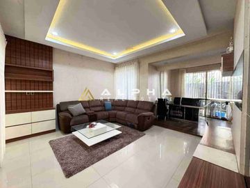 Dijual Cepat Rumah 3,5 Lantai di Citra Land Megah, Batam Center