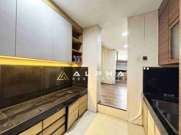 Dijual Cepat Rumah 3,5 Lantai di Citra Land Megah, Batam Center