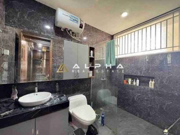 Dijual Cepat Rumah 3,5 Lantai di Citra Land Megah, Batam Center