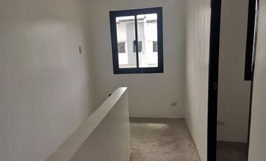 2Storey Townhouse For Sale in Brookstone Park Subd i n Trece Maritres City-MC