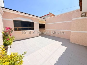 Cimatario Vive con la Comodidad de una Casa de Una Sola Planta IO225
