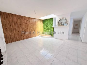 Cimatario Vive con la Comodidad de una Casa de Una Sola Planta IO225