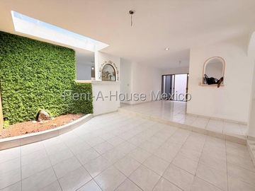 Cimatario Vive con la Comodidad de una Casa de Una Sola Planta IO225