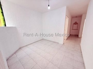 Cimatario Vive con la Comodidad de una Casa de Una Sola Planta IO225