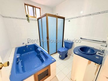 Cimatario Vive con la Comodidad de una Casa de Una Sola Planta IO225