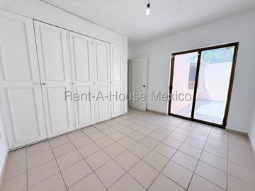 Cimatario Vive con la Comodidad de una Casa de Una Sola Planta IO225