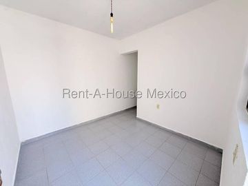 Cimatario Vive con la Comodidad de una Casa de Una Sola Planta IO225