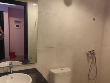 Sewa Apartemen The Aspen Peak Residence Dekat MRT Jakarta Selatan