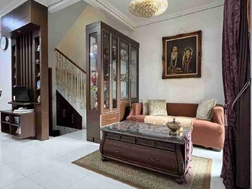 Rumah Cantik 2 Lantai Aman & Nyaman Dekat Unas Pejaten Pasar Minggu Jakarta Selatan