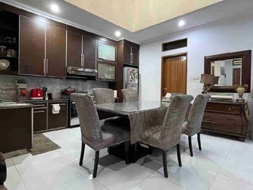 Rumah Cantik 2 Lantai Aman & Nyaman Dekat Unas Pejaten Pasar Minggu Jakarta Selatan