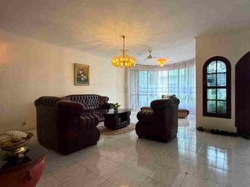 RUMAH 2 LANTAI DI TAMAN POLONIA III  MEDAN