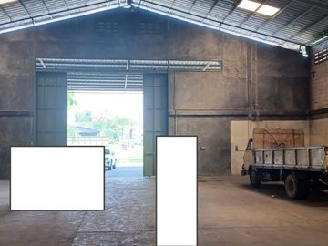Disewakan Gudang Cipondoh, LB 1.200 M², Masuk Kontainer, Harga : Rp 750 Juta/Thn