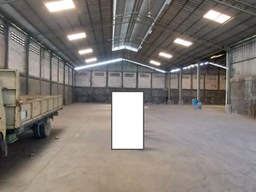 Disewakan Gudang Cipondoh, LB 1.200 M², Masuk Kontainer, Harga : Rp 750 Juta/Thn