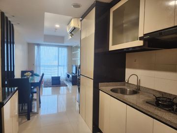 Disewakan Apartment Casagrande 1 BR Middle Floor Full Furnished Harga Terjangkau Jakarta Selatan