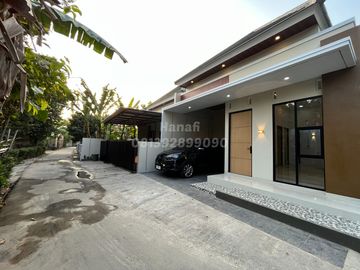 Rumah Jogja dijual Barat Pasar Cebongan