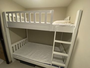 For Sale: Fully Furnished 3BR Corner Residence at Uptown Parksuites Tower 1, Bonifacio Global City