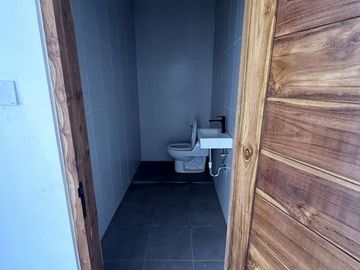 Ruko 1 Lantai Disewakan di Gunung Salak Denpasar Dekat Apartemen