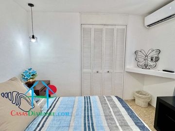 Departamento de playa con terraza y vista al mar