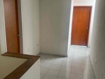SE RENTA CASA EN LOMAS