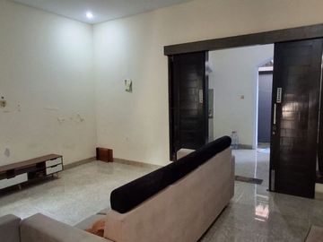 Disewakan rumah 3 BR furnished di Sanur Kauh, Densel