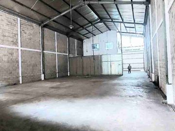 Gudang rapi siap huni berikut office 2 lantai di Taman Tekno