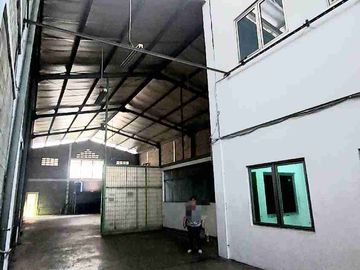 Gudang rapi siap huni berikut office 2 lantai di Taman Tekno
