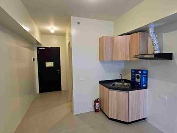 Avida Sola Studio Unit furnished with Tenant
