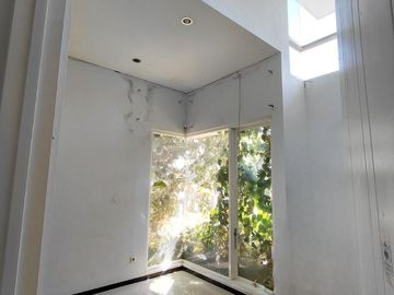 Dijual Rumah 1 Lt di Perumahan Elit Ijen Nirwana Klojen Malang