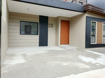 FOR SALE! 2-Storey House and Lot in Brgy Villamonte Bacolod City-AP