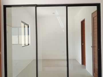 FOR SALE! 2-Storey House and Lot in Brgy Villamonte Bacolod City-AP