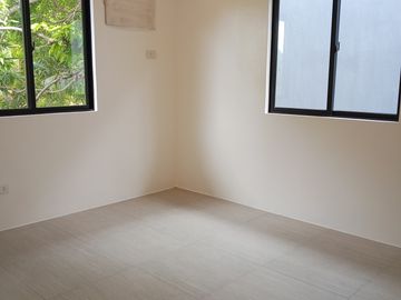 FOR SALE! 2-Storey House and Lot in Brgy Villamonte Bacolod City-AP