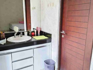 Dijual Rumah Bagus Hoek Cluster Arana Harapan Indah Bekasi