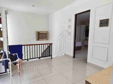 Dijual Rumah Bagus Hoek Cluster Arana Harapan Indah Bekasi