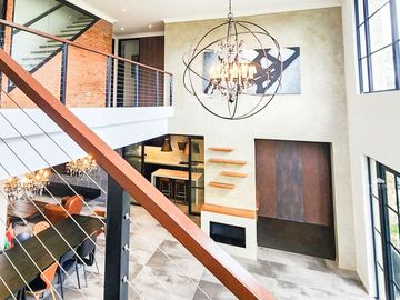 450 SQM House for Sale in Portofino Heights Las Piñas City