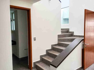CASA EN RENTA METEPEC ZONA ASUNCIÓN