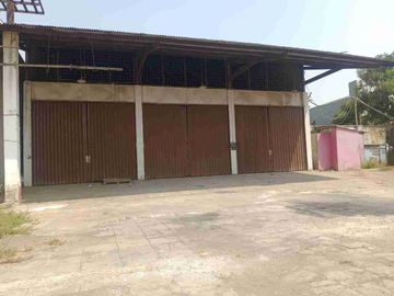 Disewakan Gudang siap pakai di pinggir jalan utama Cibarusah Cikarang
