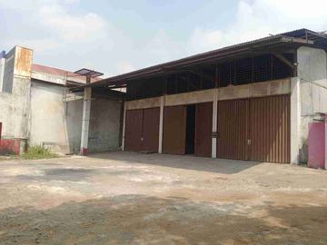 Disewakan Gudang siap pakai di pinggir jalan utama Cibarusah Cikarang
