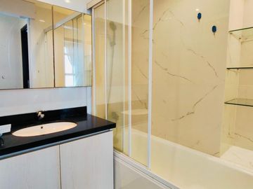 Disewakan Apartemen Central Park Furnished Lantai Tinggi - 2BR+1 (82.5 m²) Tower Alaina, 160 Juta/Tahun, Central Park, Jakarta Barat