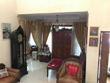 Rumah Potensial untuk Kost atau Kantor di Tebet – Bebas Banjir, Akses Strategis
