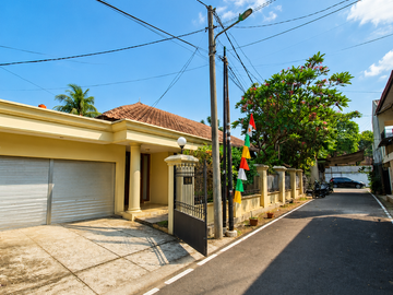 Dijual - Rumah di Area Strategis Cipete. Dekat MRT Stasiun