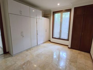 Dijual - Rumah di Area Strategis Cipete. Dekat MRT Stasiun