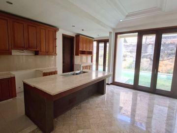 Dijual - Rumah di Area Strategis Cipete. Dekat MRT Stasiun