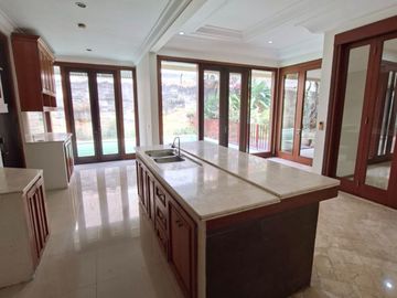 Dijual - Rumah di Area Strategis Cipete. Dekat MRT Stasiun