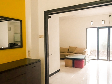 Minimalist House For Sale, Berlokasi Di Kawasan Elite Kota Baru Parahyangan, Bandung