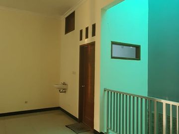 Repost Disewakan Rumah 2 Lantai di Pulo Sirih, Galaxy, Bekasi