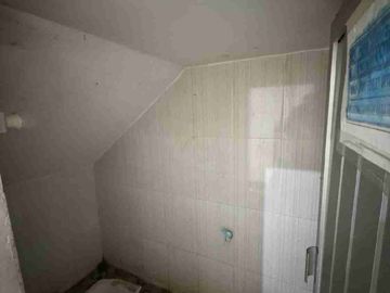 Di Sewakan 1 Ruko Gandeng Di Agus Salim Bekasi

Luas Tanah  400 m²
Luas Bangunan 360 m²
Luas Muka Ruko 7,5 m² x 2 Ruko  
Panjang Ruko 12 m²
Daya Listrik 4400 Watt 
Kamar Mandi 1
Air  Sumur Pompa 
Jumlah Lantai 2
Carport 6 Mobil 
Sertifikat SHM 
IMB  Ada 

Lokasi Padat Penduduk
Lokasi Traffic Rame
Lokasi Deket Sekolahan
Lokasi Deket Stasiun Bekasi
Ruko Cocok Untuk Segala Usaha                 Harga 118.000.000
Lokasi Bebas Banjir