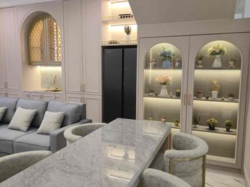 BRAND NEW AMERICAN CLASSIC HOUSE DALAM KOMPLEK KEBAYORAN BARU